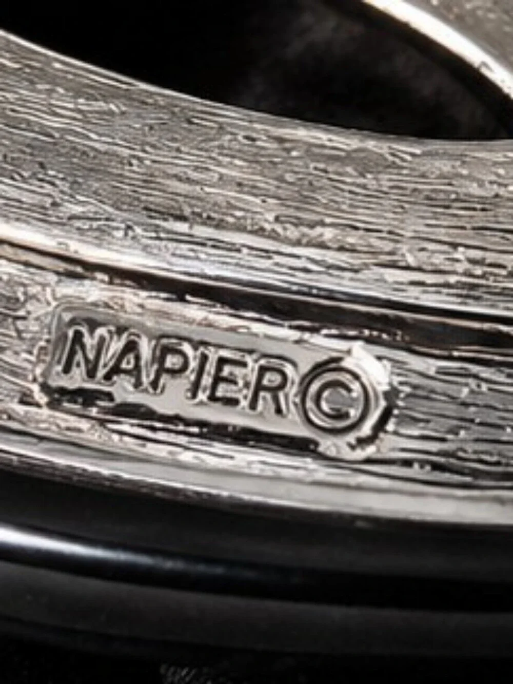 Vintage Signed Napier Silver Tone Modernist Teardrop Brooch Large Abstract Style